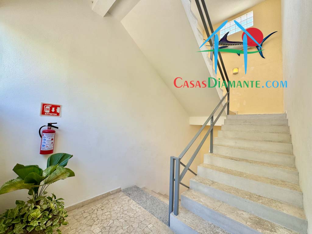 Punta Manglar E PH 301 - Escaleras y pasillos 3 Punta Manglar E PH 301 - Escaleras y pasillos 3